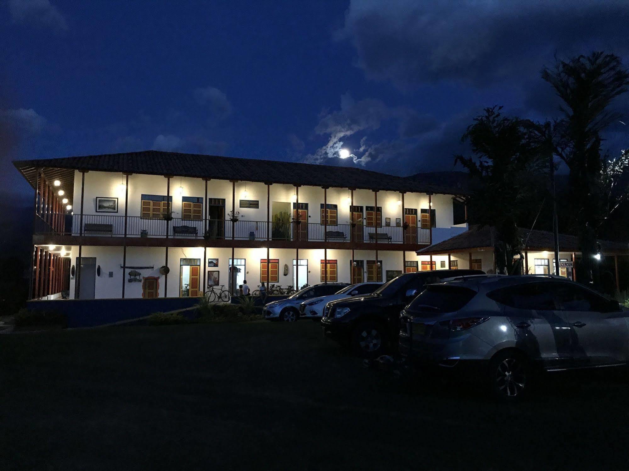 Finca Hotel La Rivera Calarca Exterior photo
